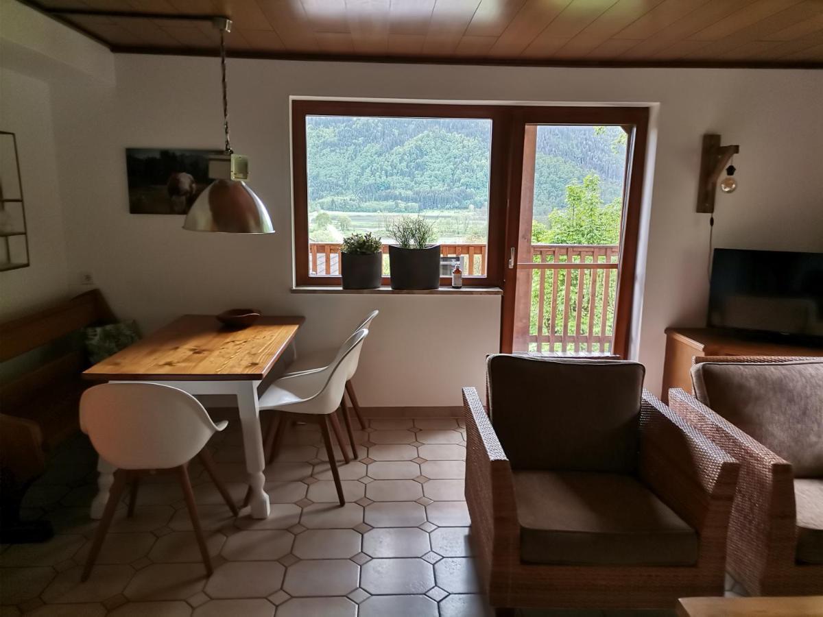 Haus Am Wald Apartment Steindorf am Ossiacher See Ruang foto