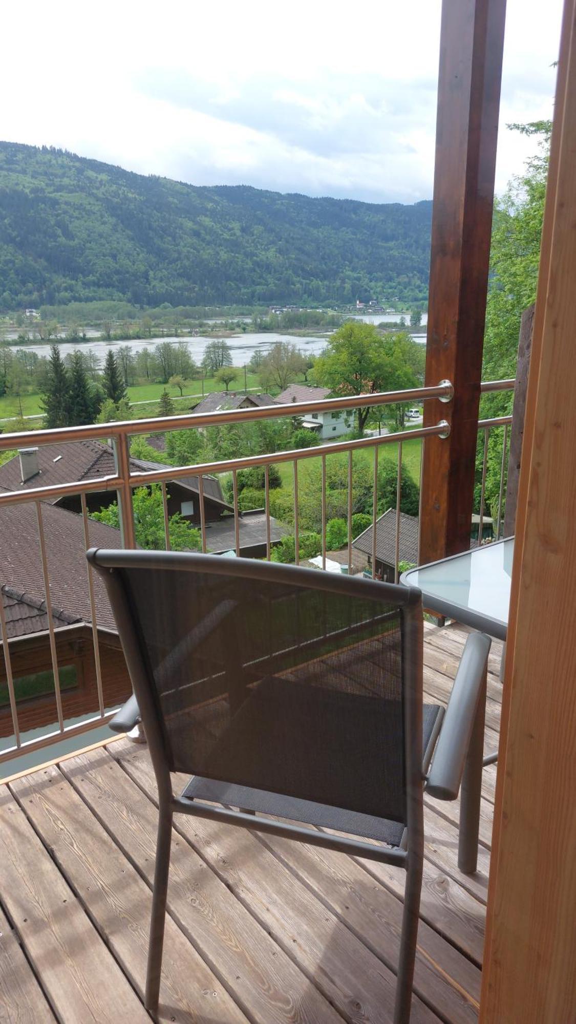 Haus Am Wald Apartment Steindorf am Ossiacher See Ruang foto